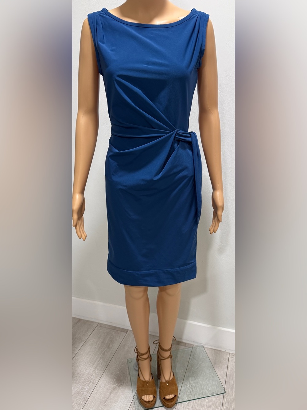 Diane Von Furstenberg Navy Blue Sleeveless Knot-Waist Sheath Dress